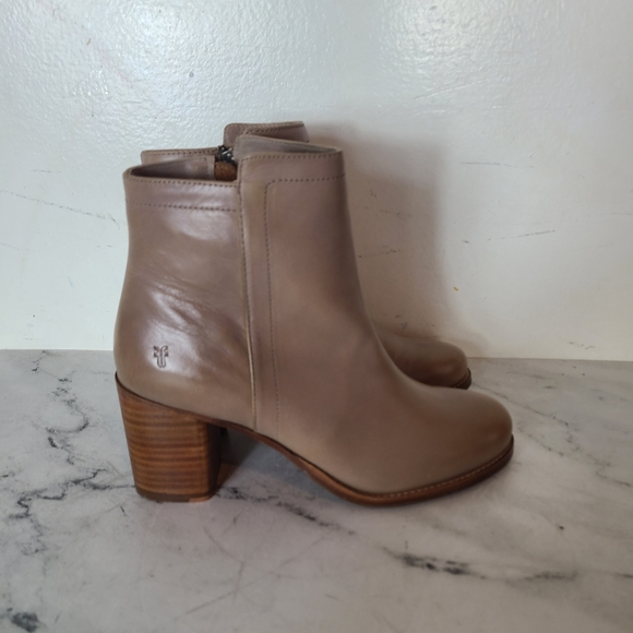 frye addie inside zip